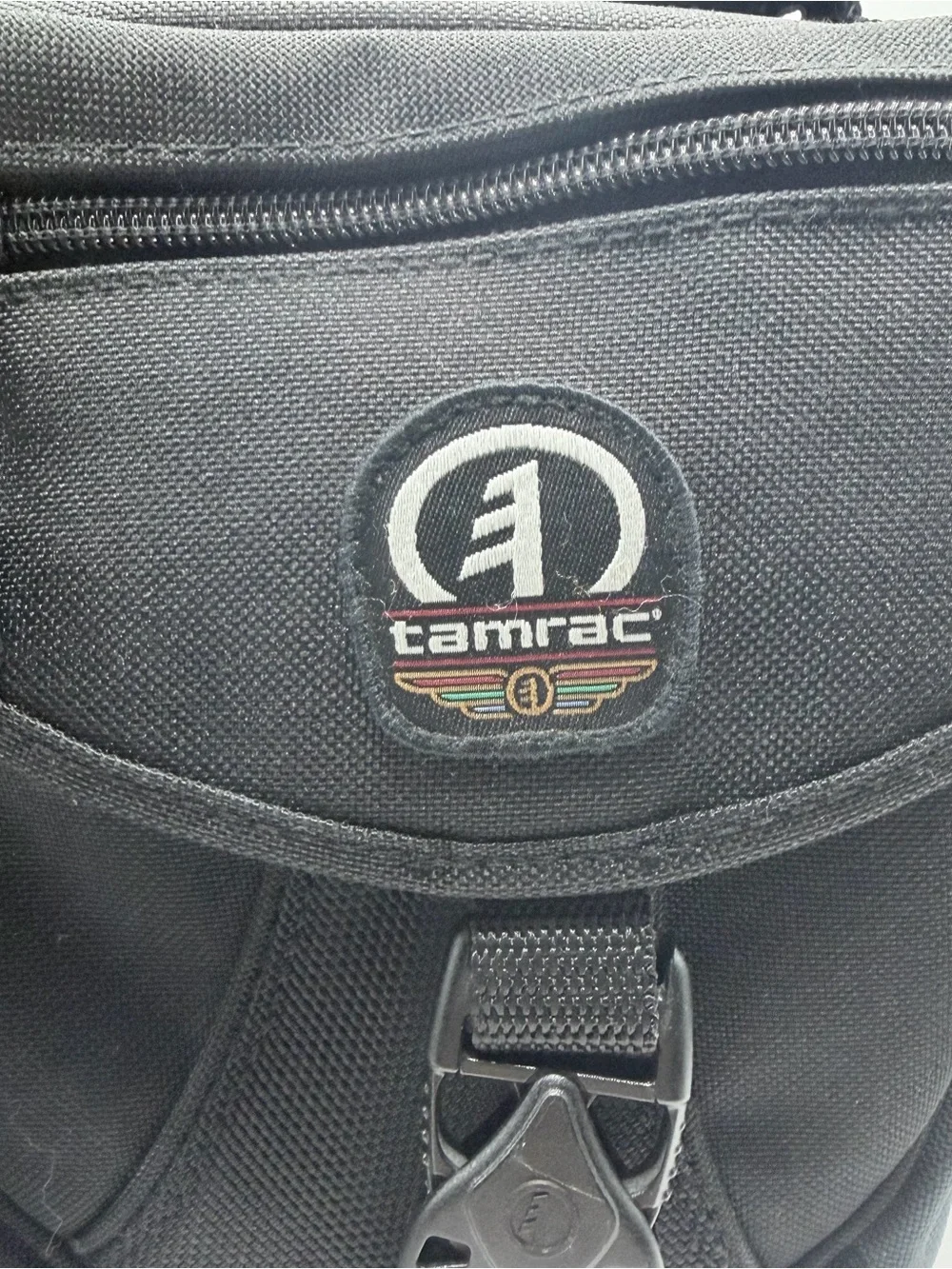 Tamrac Black Compact Camera Shoulder Bag with Padded Interior 5510